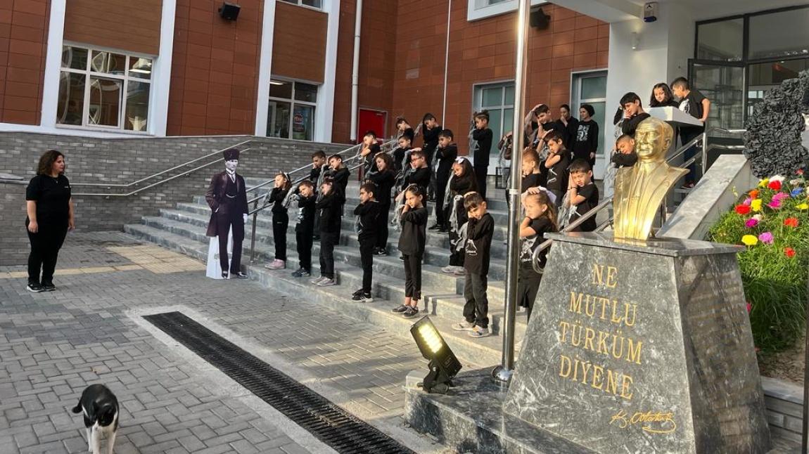 Okulumuzda 10 Kasım Atatürk'ü Anma Programı Gerçekleştirildi.